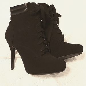 NWT Sexy Lace Up Black High Heeled Faux Leather High Cuff Ankle Boots by Andiamo